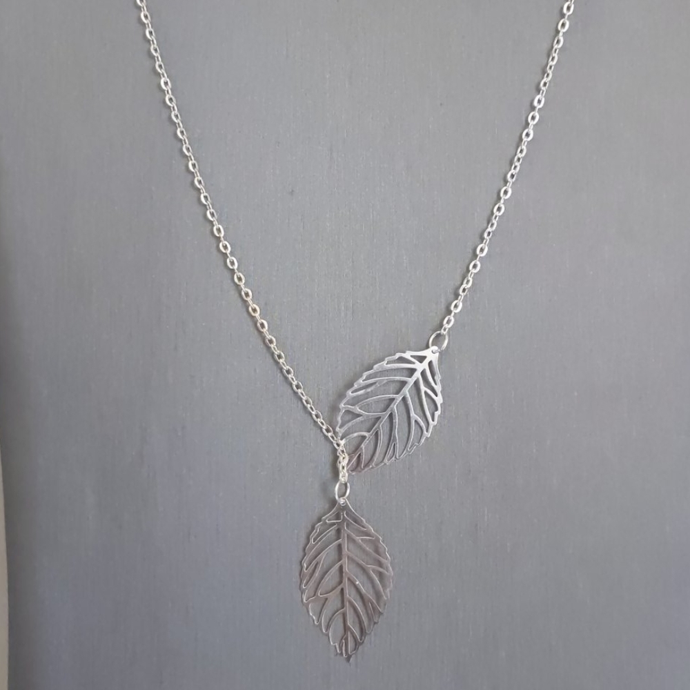 New Double Leaf Pendant Necklace - Silver